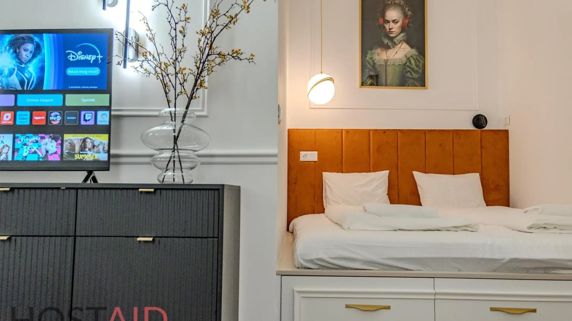 V27-2 Design Apartment - Hostaid Budapest Hungary